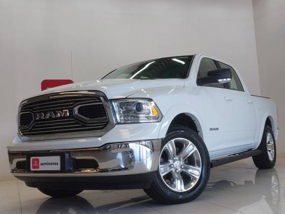 RAM CLASSIC 5.7 V8 GASOLINA LARAMIE CD 4X4 AUTOMÁTICO